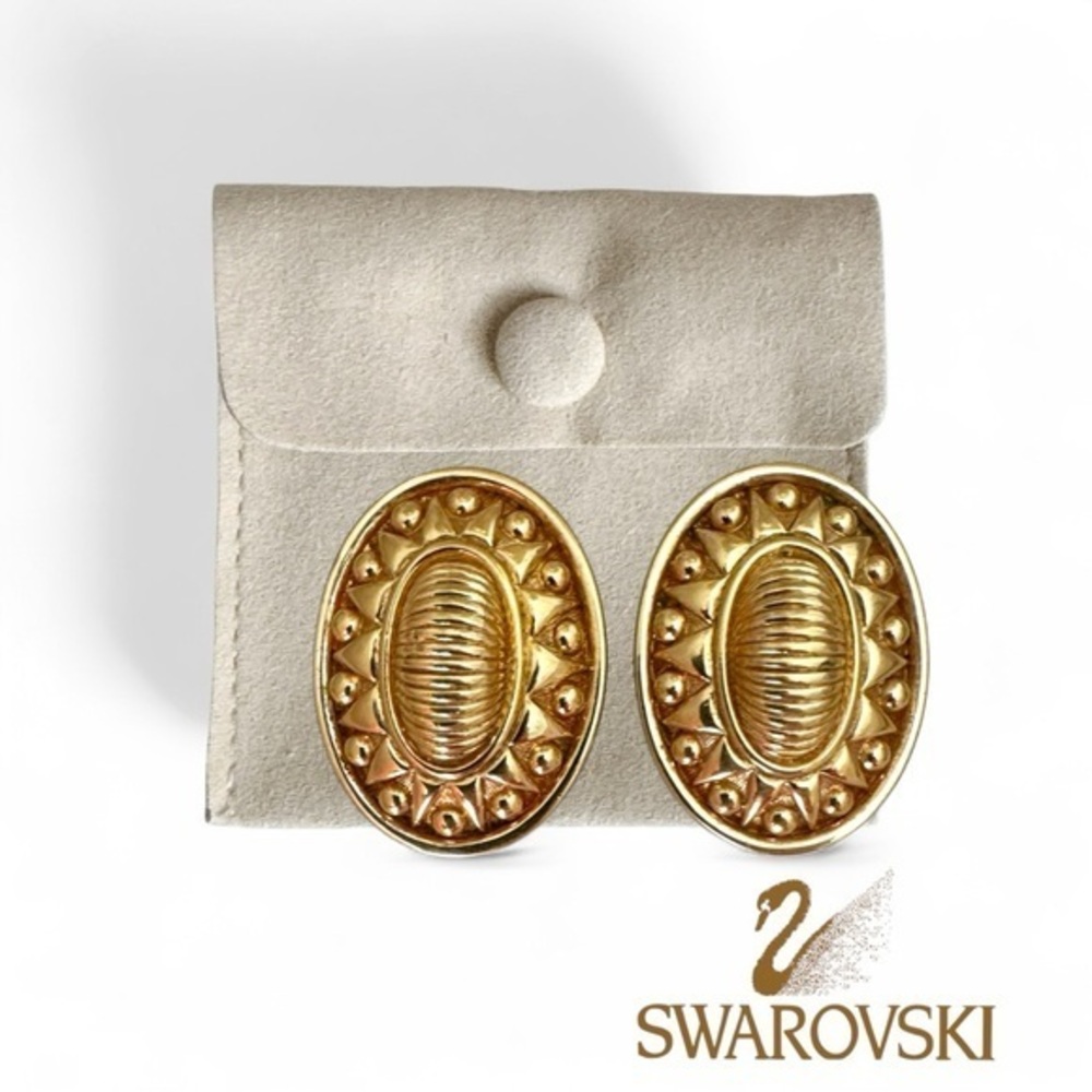 Vintage 80’s / 90’s Swarovski Gold-Tone Oval Clip-On Earrings Swan Logo Jewelry